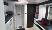 IN THE WIND - Master Bathroom